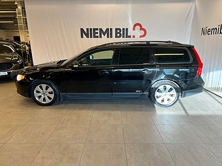 Volvo V70 2.4D Kinetic Drag/MoK-värm/SoV-Däck/Skinn