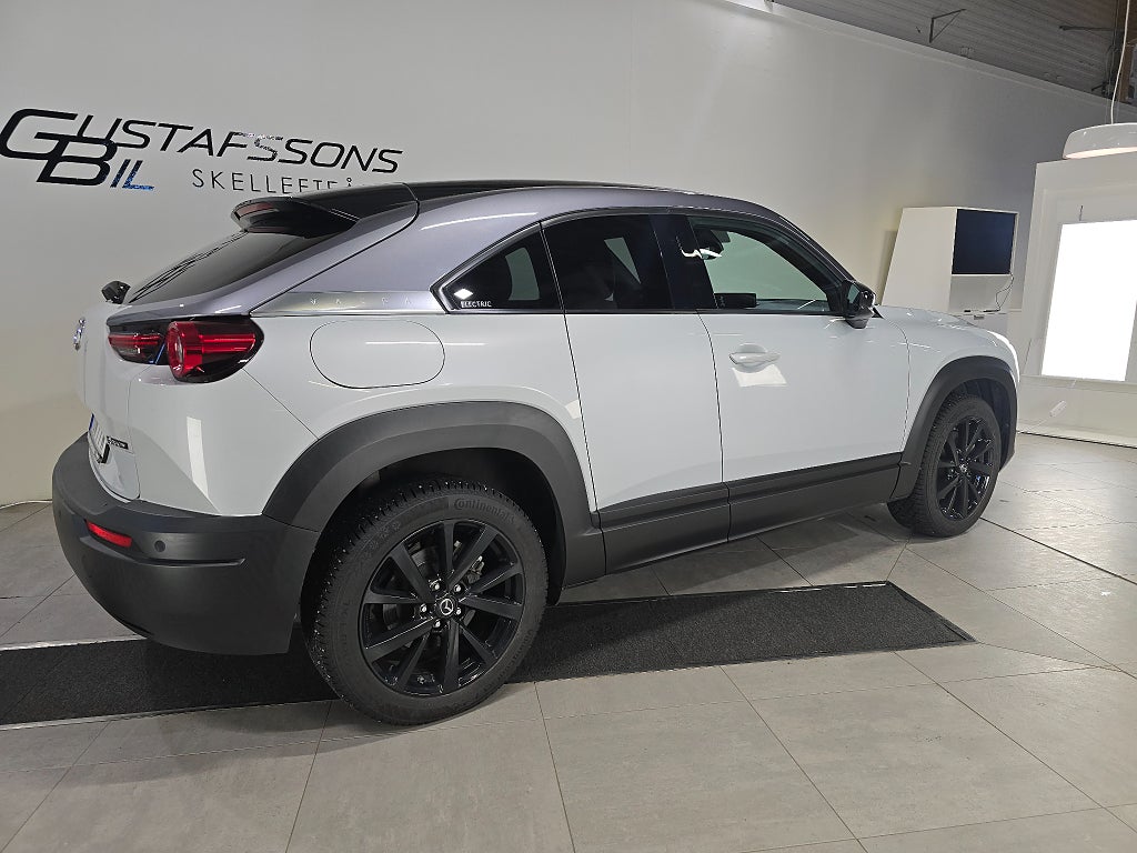 Mazda MX-30 e-Skyactiv First Edition | MOMSAD