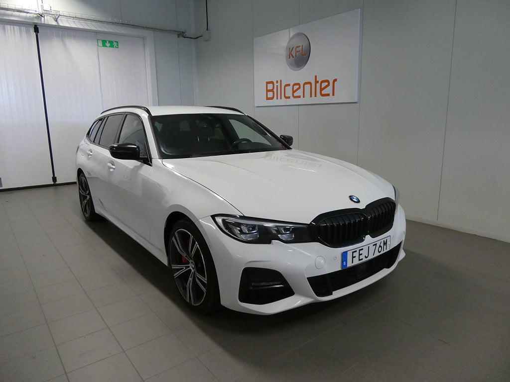 BMW 330e xDrive Touring M Sport H&K-Drag-Värmare-Kamera-Navi-SoV