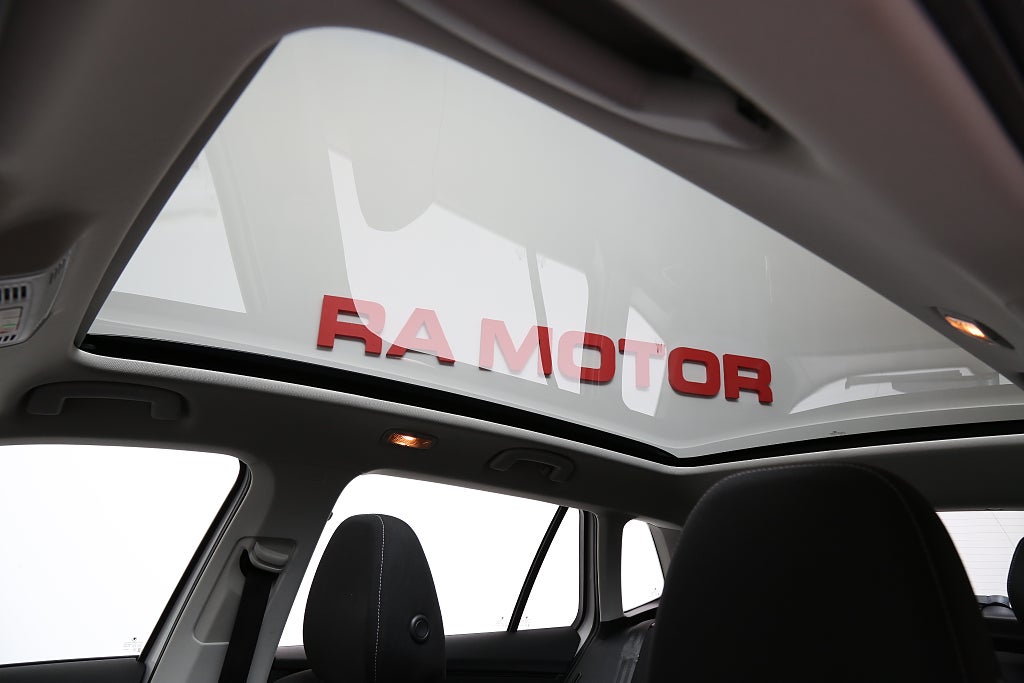 Skoda Kamiq 1,0 TSI Ambition 115hk Kamera Panorama Drag 2021