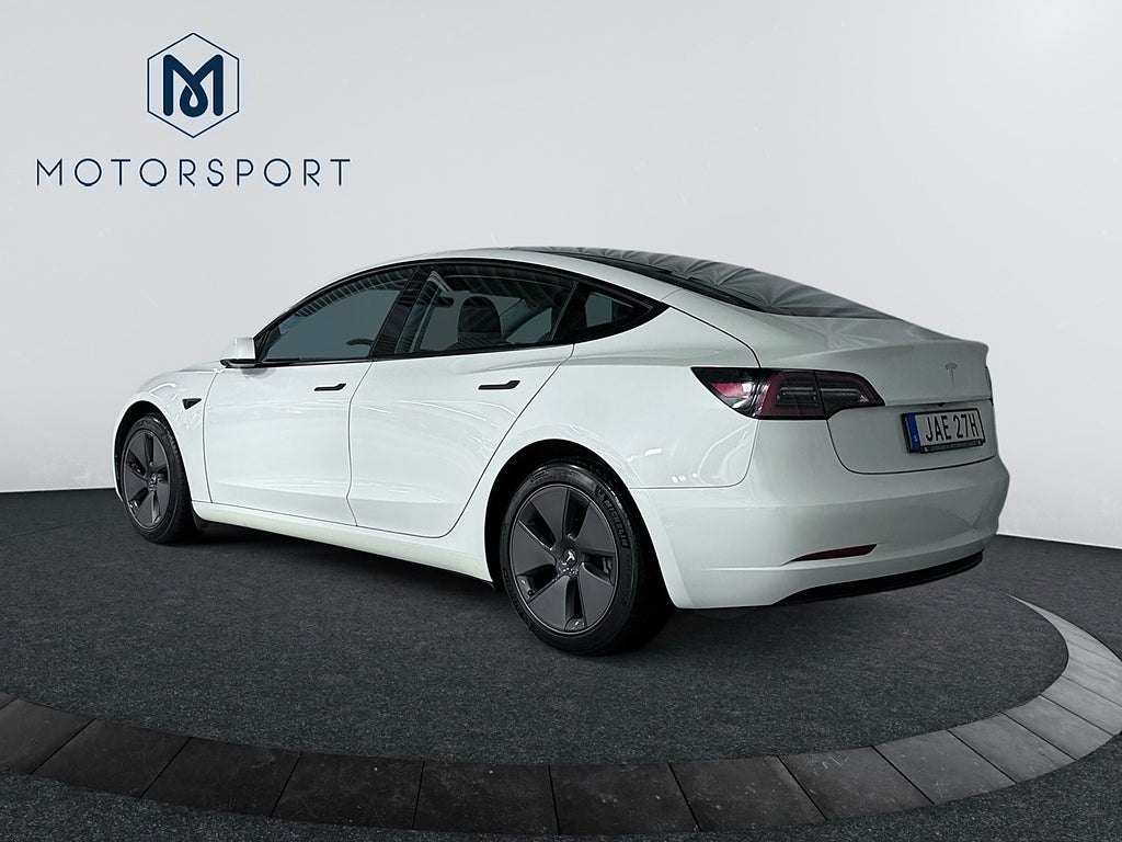 Tesla Model 3 Standard Range RWD Pano Värmepump Förklimat Skinn Navi bild 4