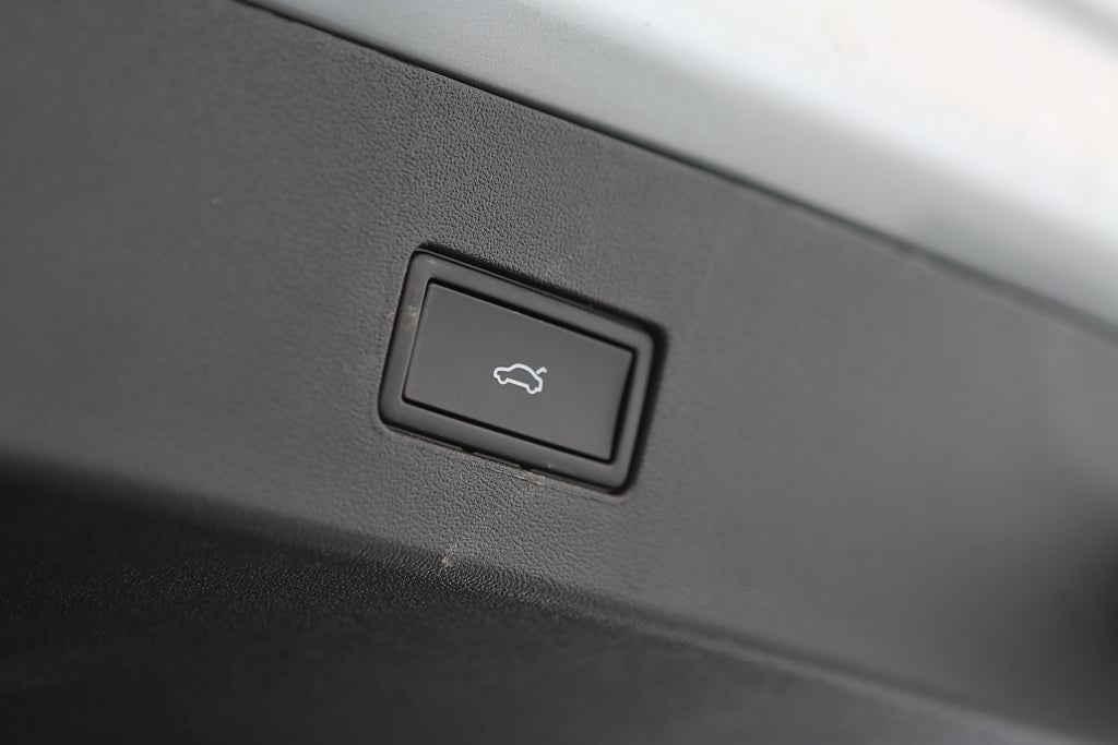 Volkswagen Tayron 2,0 TDI 4M R-Line 7-Sits Värme Drag VAT 2025