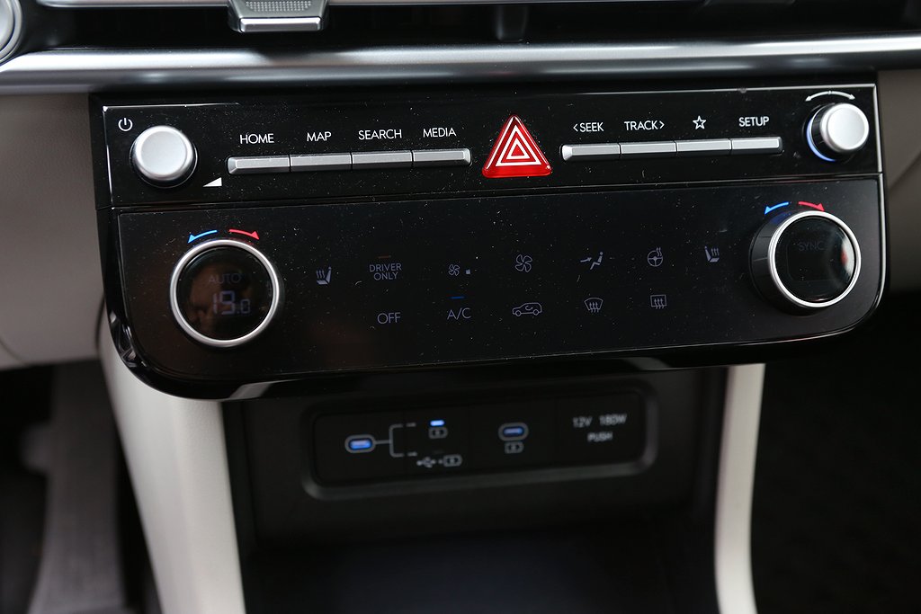 Hyundai Tucson FullHybrid 4WD Essential | Moms 2025