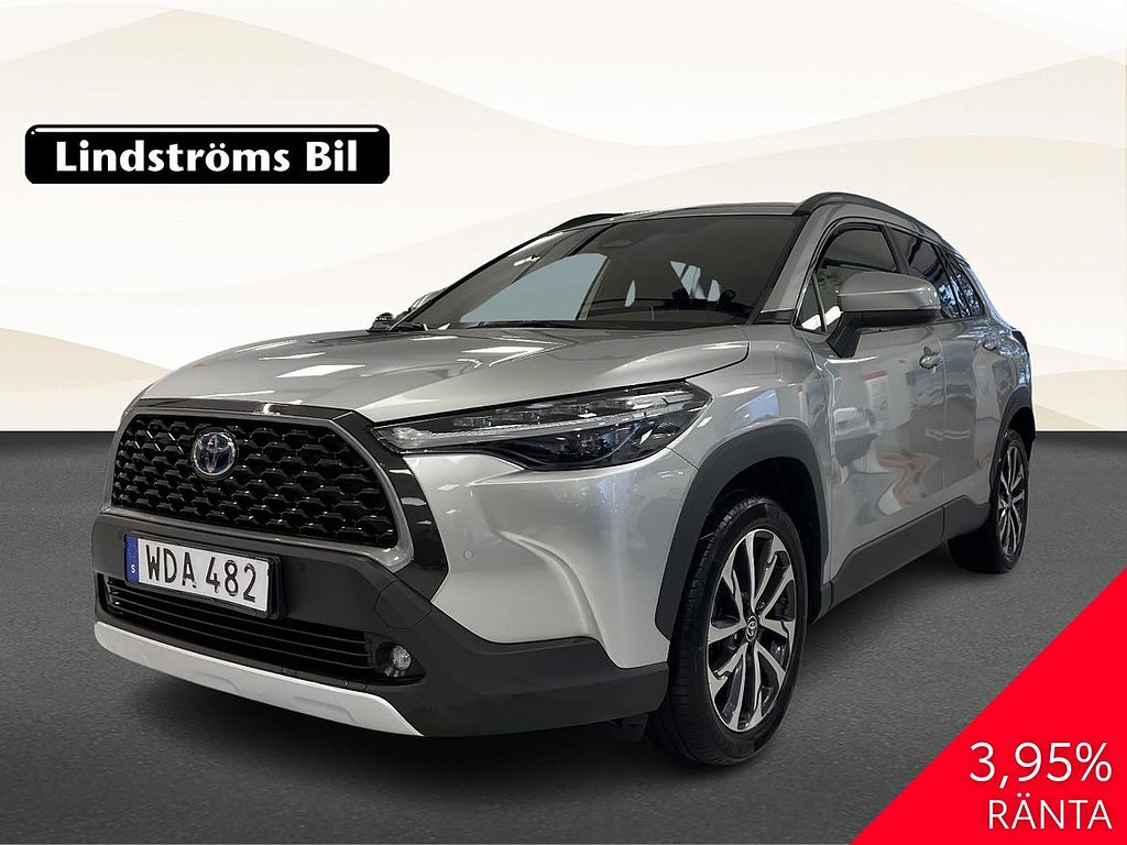Toyota Corolla Cross Hybrid AWD-i 2.0 Style Pluspaket Vinterhjul