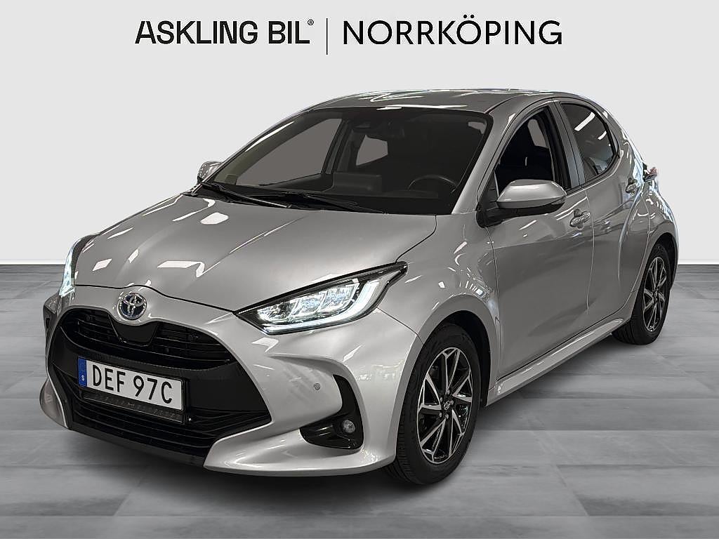 Toyota Yaris Hybrid Active Plus P-sensorer ledramp 116hk 