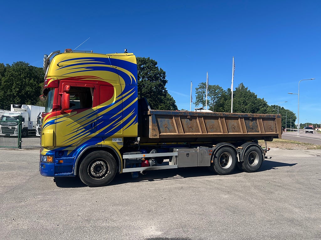 Scania R560 V8 6x4 Lastväxlare, Tandem