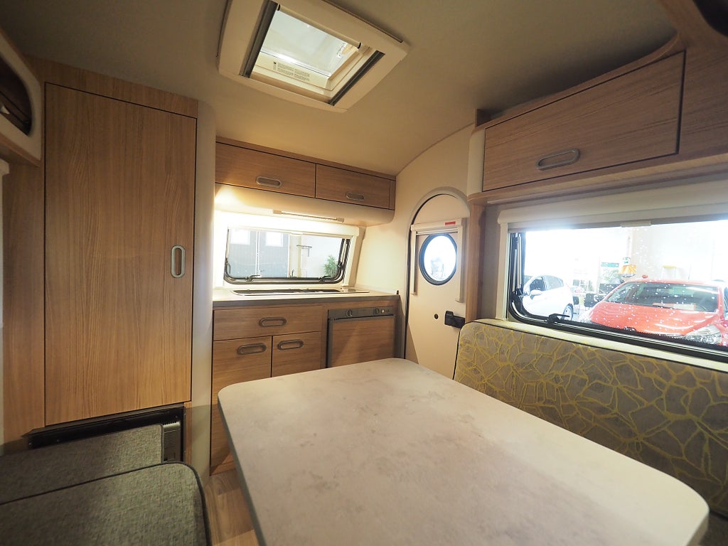 Tabbert T@B 320 RS Metropolis | 750kg