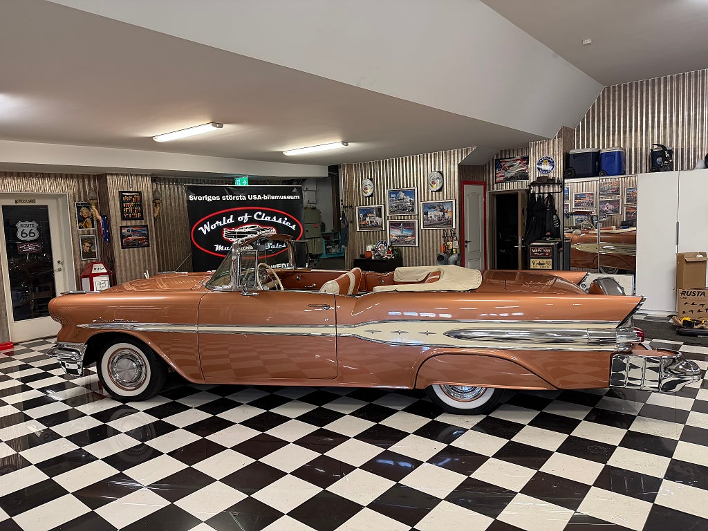 Pontiac Laurentian Star chief cab -57 superfin !