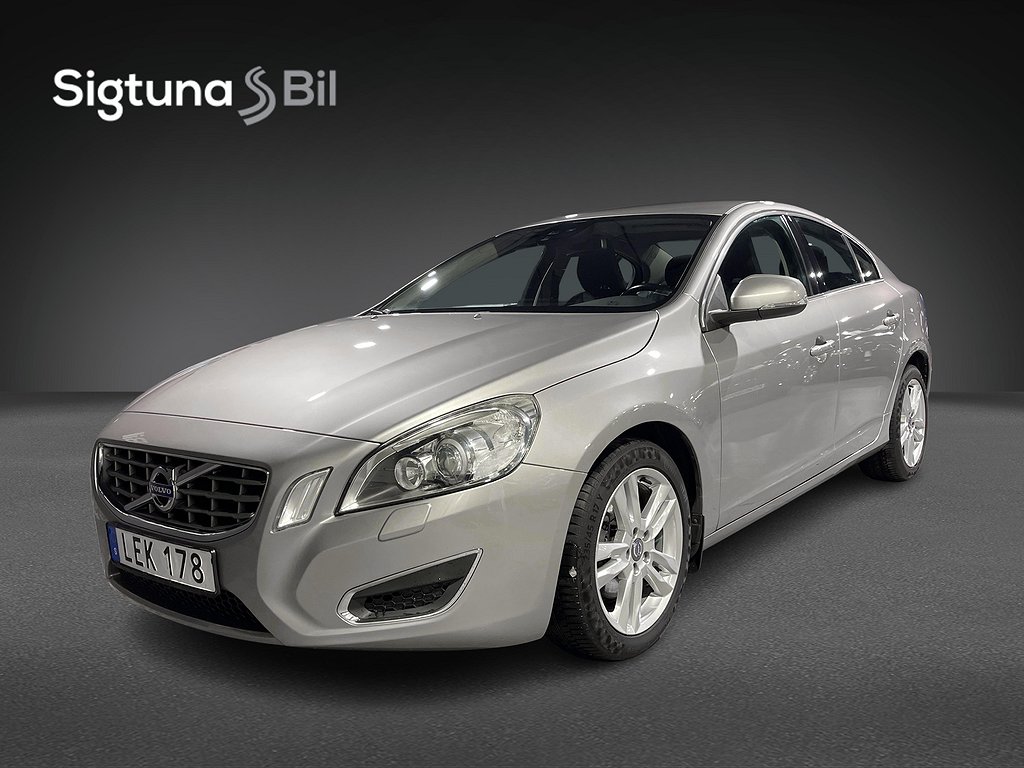 Volvo S60 T4 Momentum / 180HK / 1-BRUKARE Sedan K-rem bytt