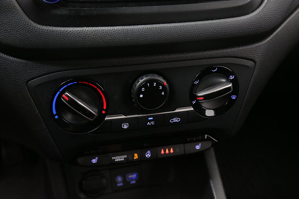 Hyundai i20 1,2 84hk Comfort 5D Rattvärmare | Bluetooth | 2018
