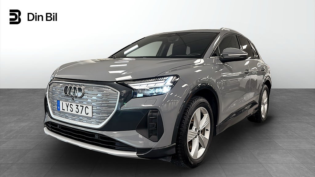Audi Q4 e-tron 45 quattro sport edition / Head-up display