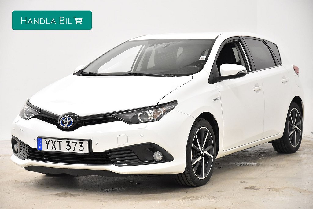 Toyota Auris Hybrid Touch & Go Värmare Nybes SoV-hjul 136hk