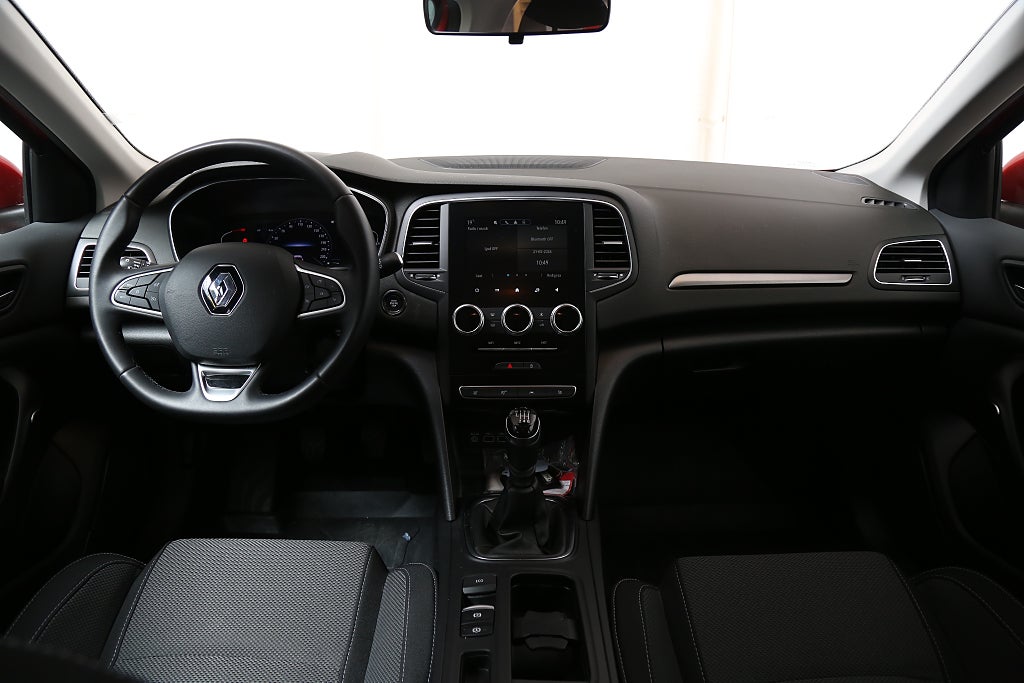 Renault Mégane Sport Tourer 1.3 TCe PhII 140 Equilibre  ST Carplay 2023