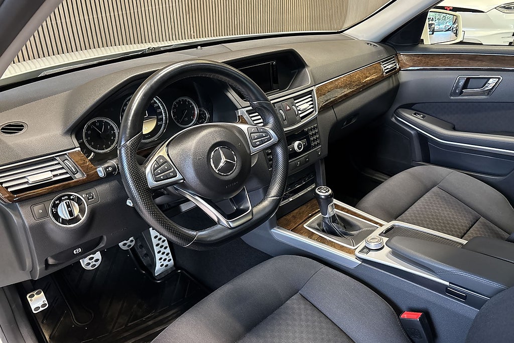 Mercedes-Benz E 200 BlueEFFICIENCY Classic Euro 5