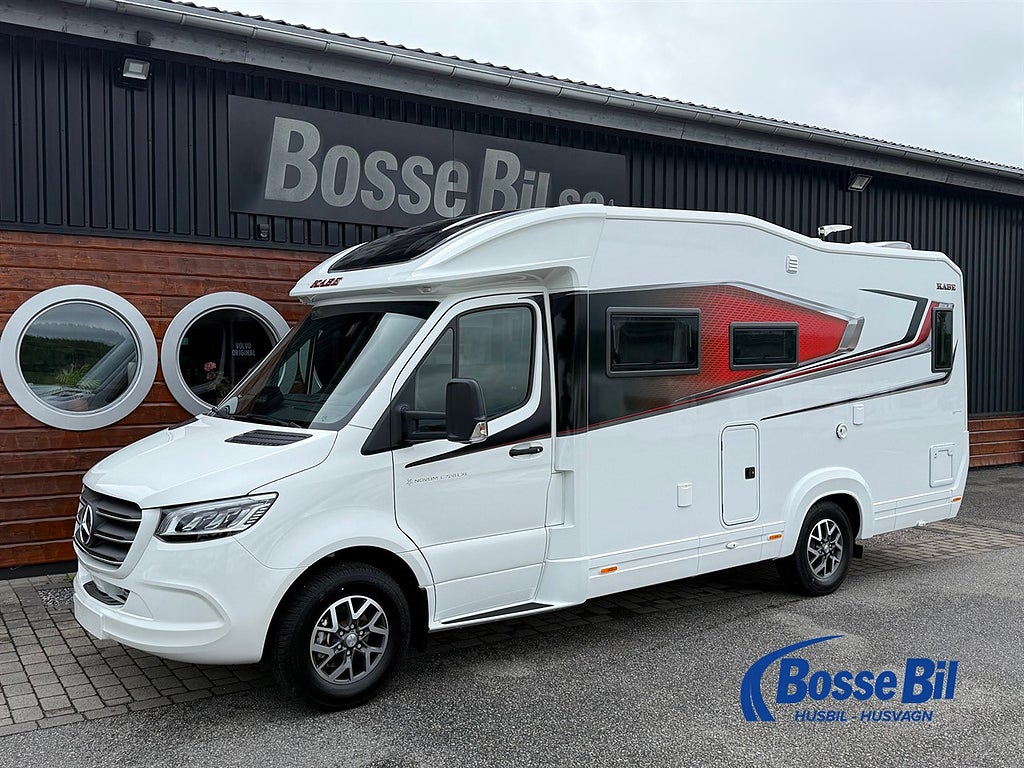 Kabe Novum 720 LXL Compact  Royal