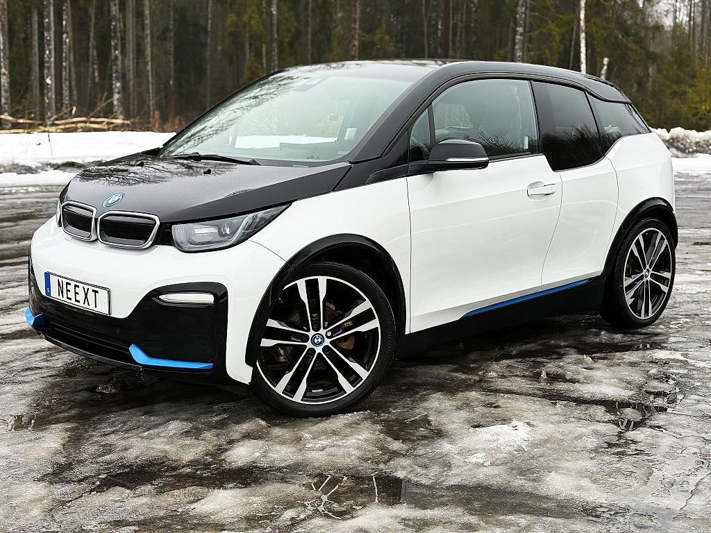 BMW i3s 120 Ah/Charged Plus/Navi Prof/ Komfortöppning/ MOMS