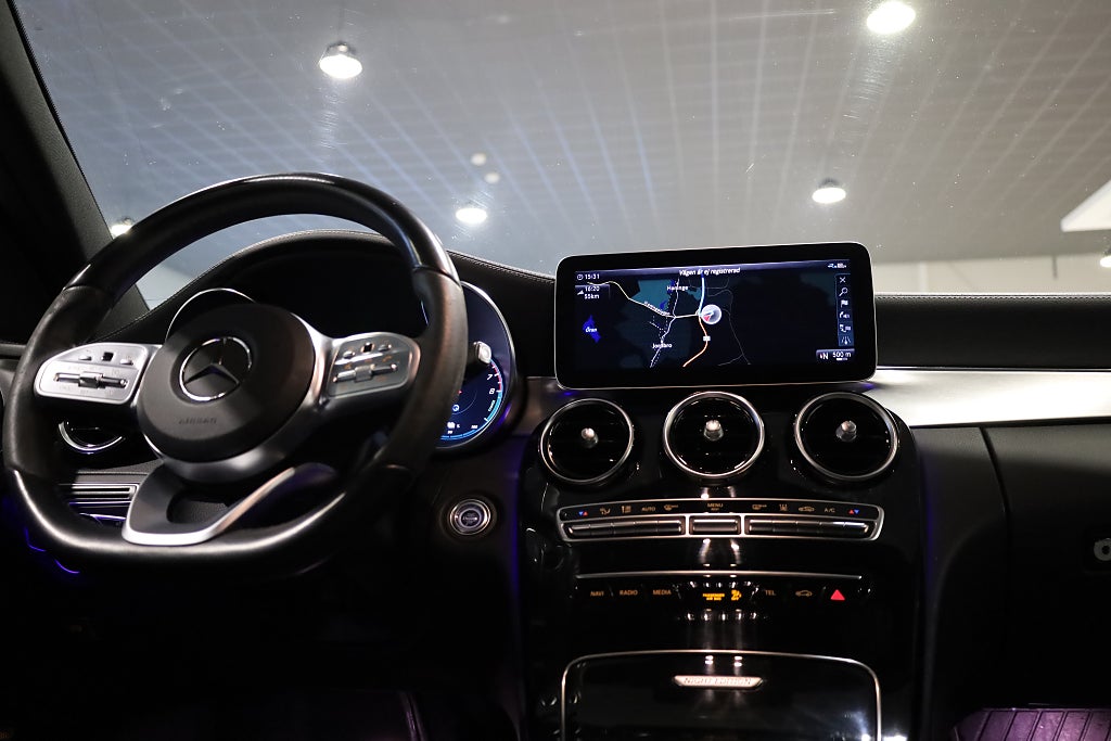 Mercedes-Benz C 300 T e AMG Night-EDT Drag Värmare Kamera Navi