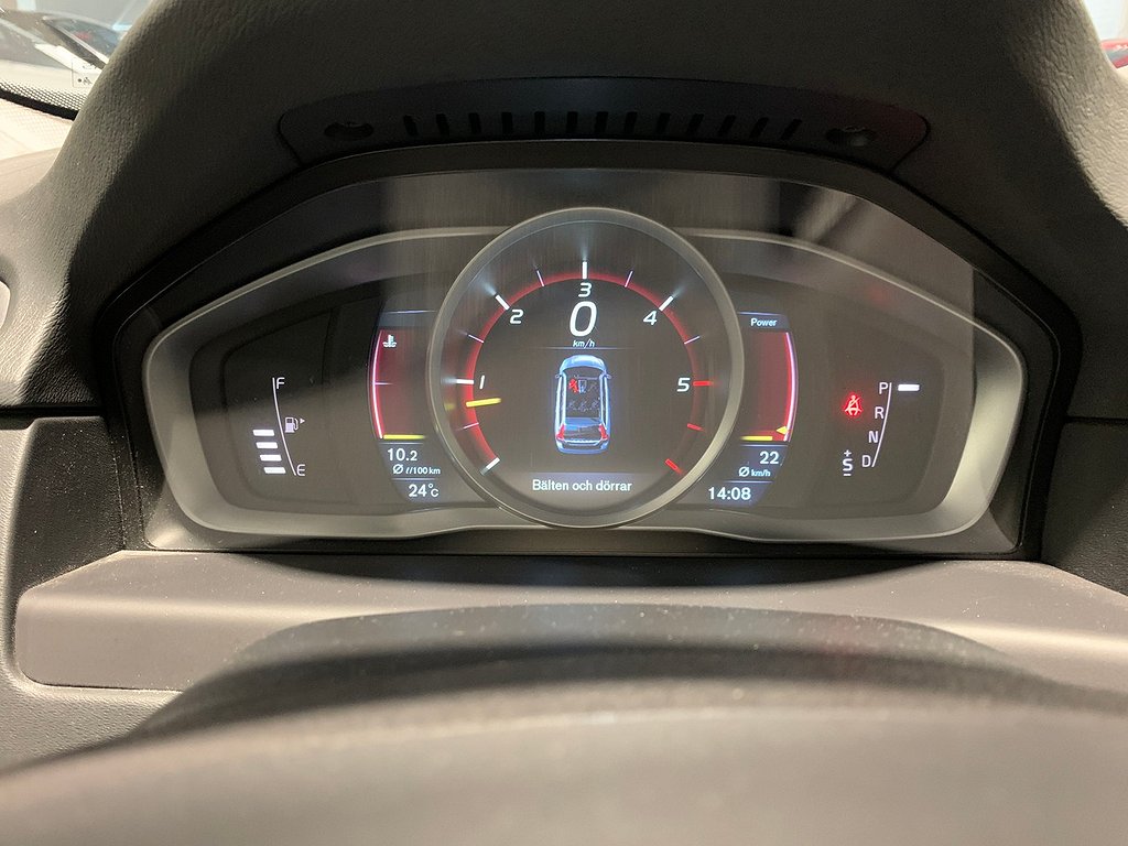 Volvo XC70 D4 AWD Momentum | 1 ÄGARE | LÅGA MIL | DRAG 2015