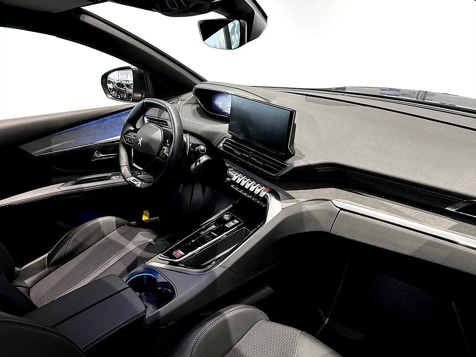 Bild på Peugeot 5008 GT 1.2 PT 130hk Aut - 7-SITS,B-KAMERA,NAV