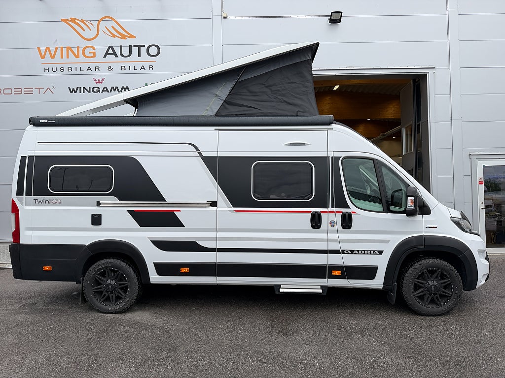 Adria Twin 640 SLB (160HK AUTOMAT) Långbädd & popuptak! Luftfjädring! 