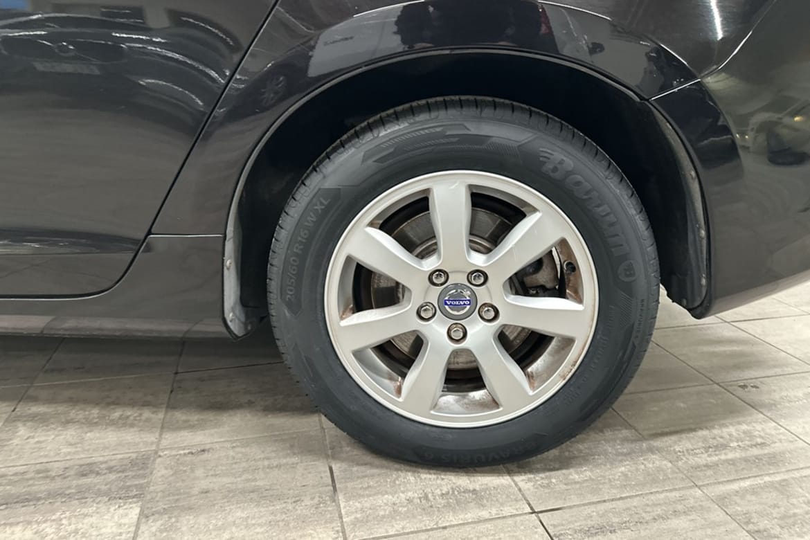 Volvo V60 D2 S/S Momentum 2014, kuva 6/10