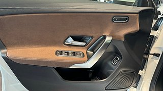 Kombi Mercedes-Benz CLA 14 av 16