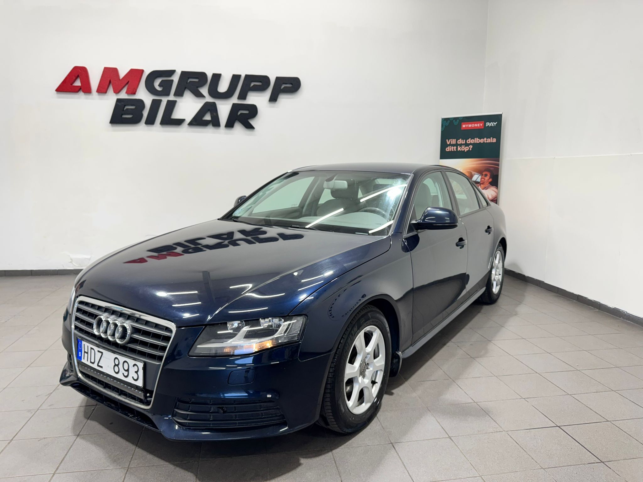 Audi A4 Sedan 2.0 TDI DPF Euro 5 2011, bild 6/31
