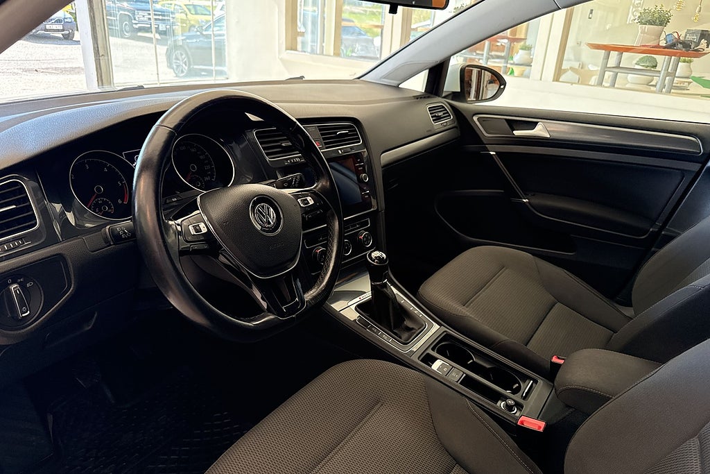 Volkswagen Golf 5-dörrar 2.0 TDI DPF 4Motion Drag Värmare Kamera V-hjul miniatyr 5