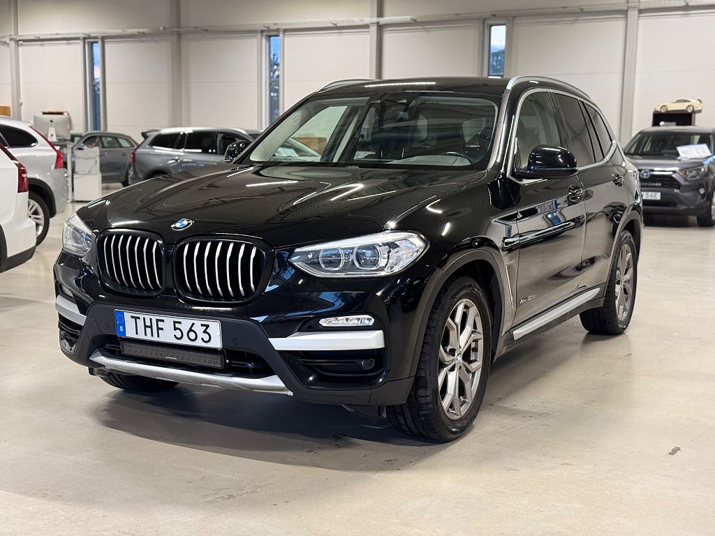 BMW X3 xDrive20d AUT DRAG D-VÄRMARE V-HJUL SPORTLINE NAVI