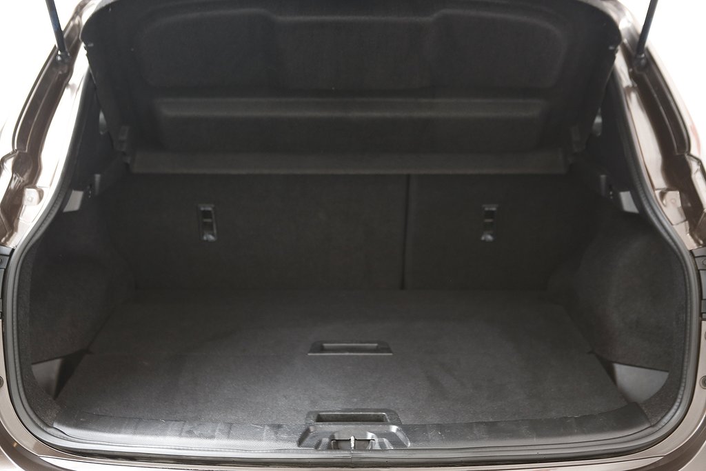 Nissan Qashqai 1,2 DIG-T 115hk Navi 360° Kamera Dragkrok 2018