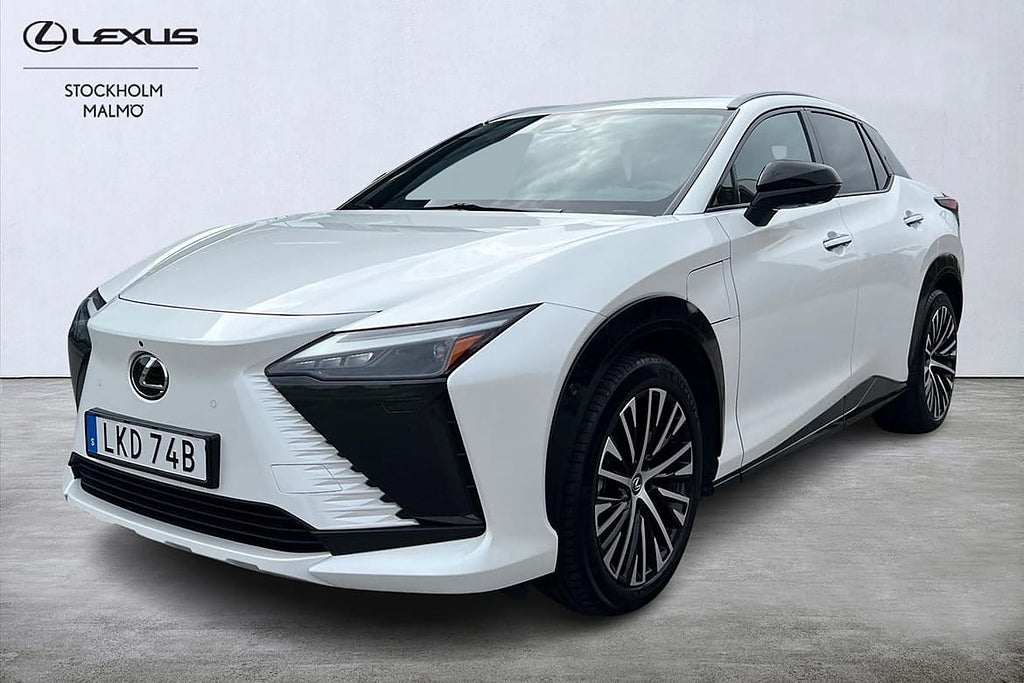 Lexus RZ450e Luxury AWD 360 kamera Mark Levinson värmare