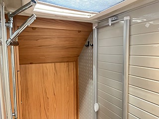 Husbil-integrerad Bürstner AVIANO I 684 P 19 av 22