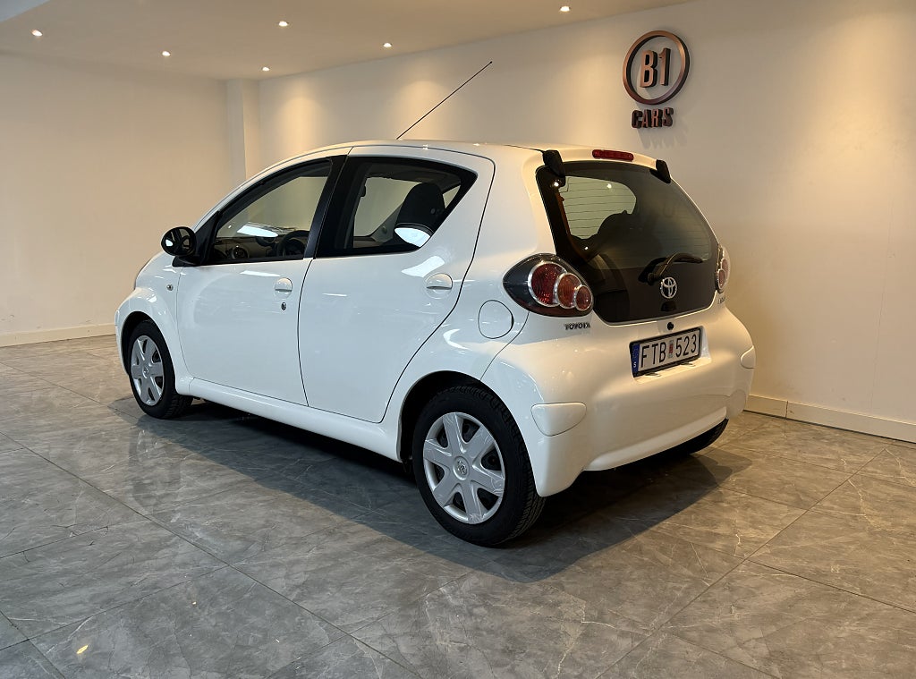 Toyota Aygo 5-dörrar 1.0 VVT-i MultiMode 68HK LÅGMIL AC AUTOMAT