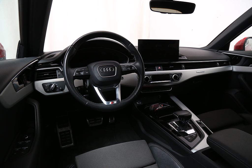 Audi A4 Avant 40 TFSI Quattro S Tronic S Line Värme Drag 2021