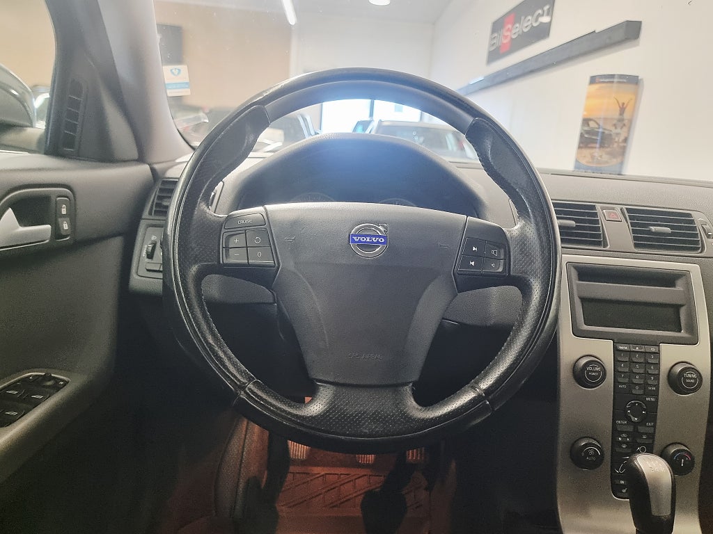 Volvo V50 1.8 Flexifuel 125ch - Chaine neuve - Disque & plaquettes neufs - Sièges chauffants