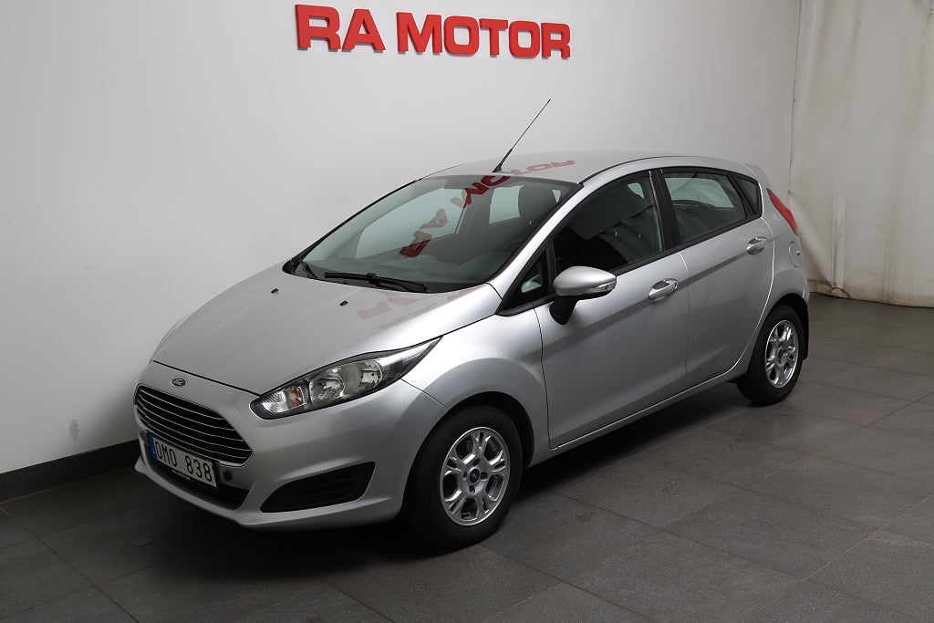 Ford Fiesta 1,6 TDCi ECOnetic Trend 5-dörrar Motorvärmare 2013