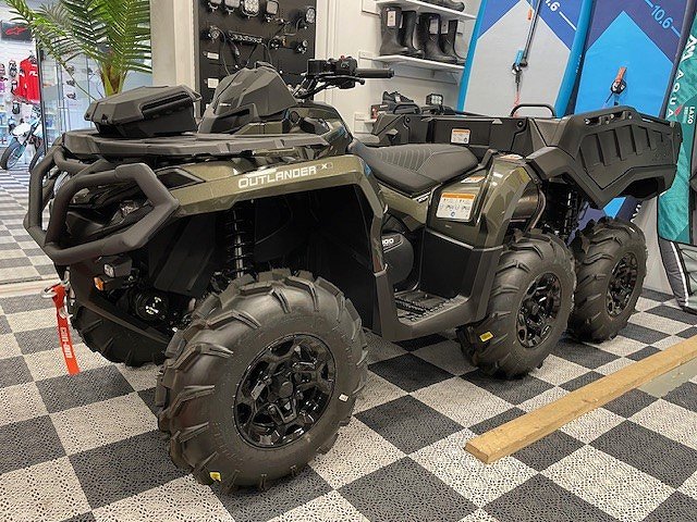 Can-Am Outlander 6x6 XU+ 1000 Side Wall -23 *KAMPANJ*