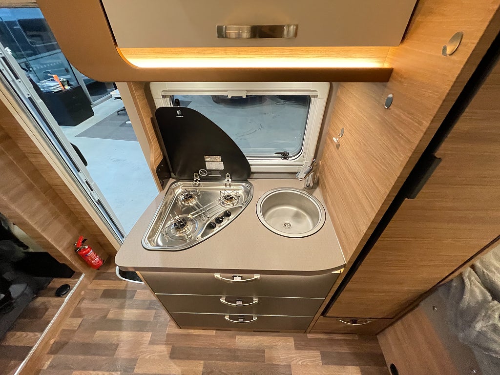 Weinsberg Caracompact Pepper Edition /AC bodel/Solcell/B-kort - Weinsberg