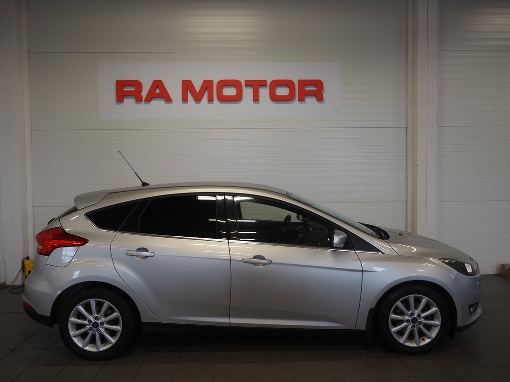 Ford Focus 1.0 EcoBoost 125hk Titanium Farthållare 2017
