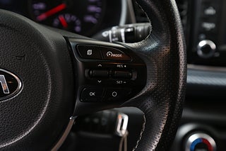 Halvkombi Kia Rio 17 av 25