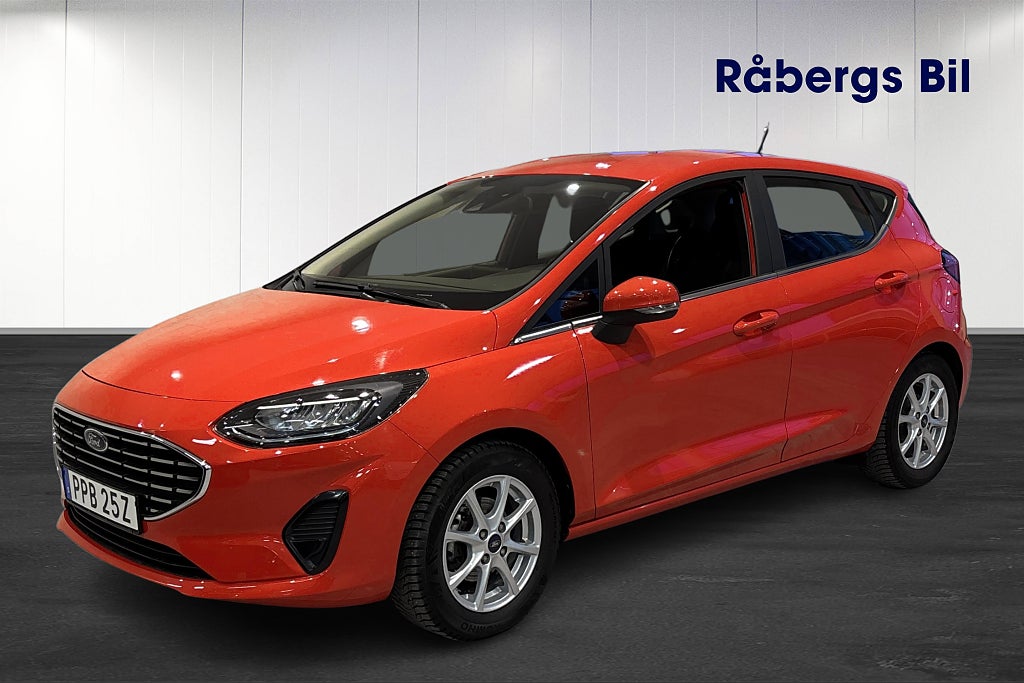 Ford Fiesta 5-dörrar 1.0 EcoBoost Titanium *Vinterhjul*