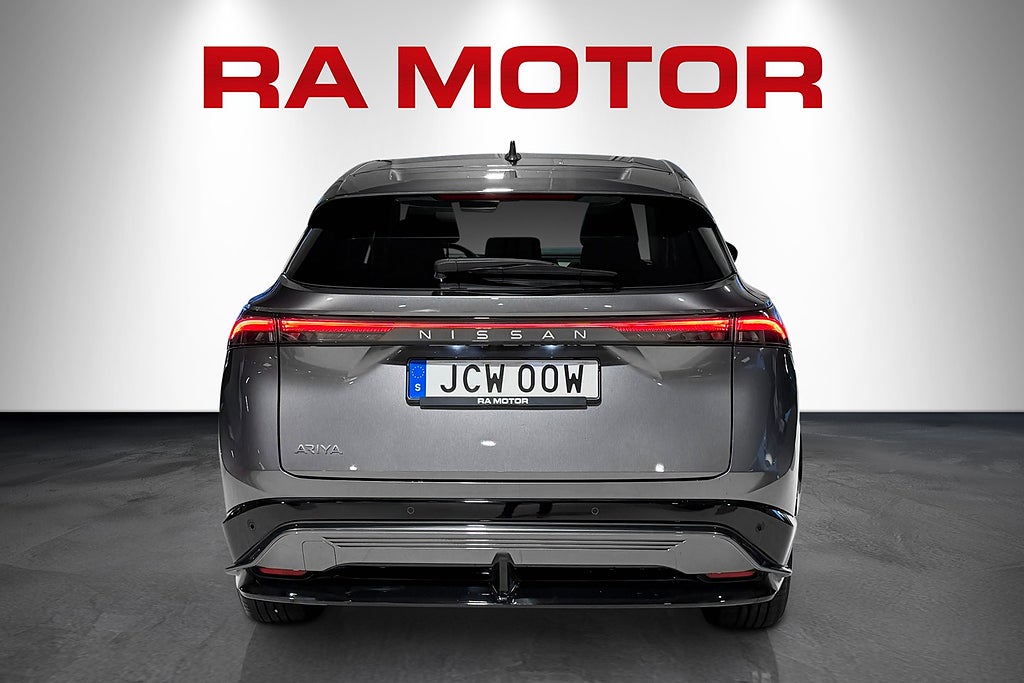 Nissan Ariya Evolve 87kwh 242hk | Drag | Pano | HUS | Kamera |