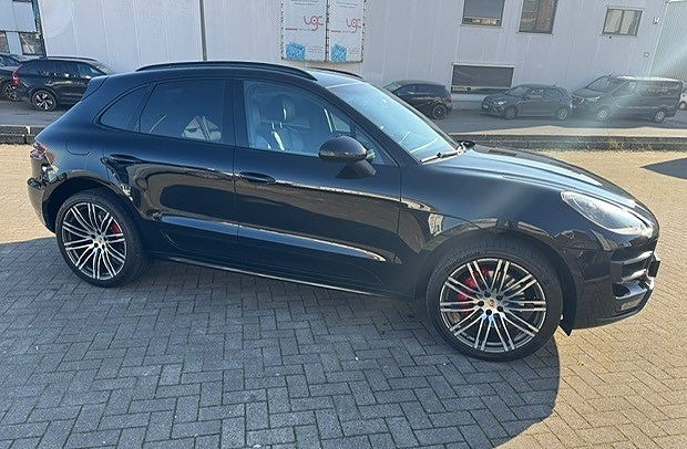 Porsche Macan Turbo