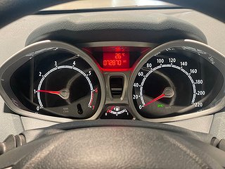 Halvkombi Ford Fiesta 17 av 22