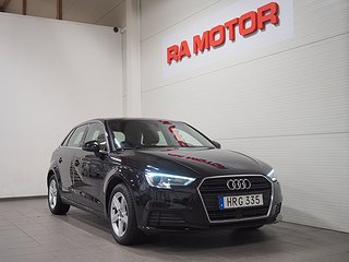 Halvkombi Audi A3
