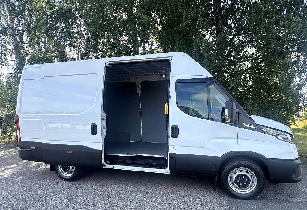 Iveco 35-140 2026 - miniatyr 2