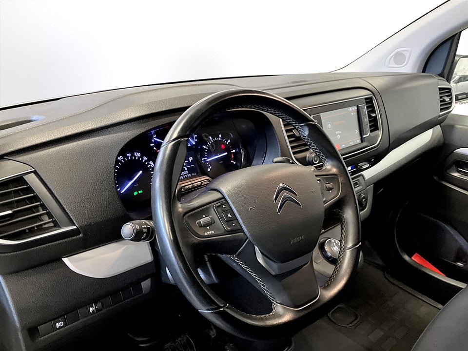 Bild på Citroën Jumpy Business Premium 2.0 BHDi 145hk Aut L3 B-KAMERA DRAG