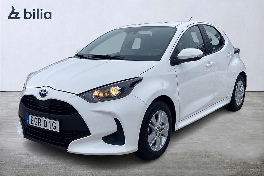 Toyota Yaris 1,5 Elhybrid Active MOMS Approved Used 2033