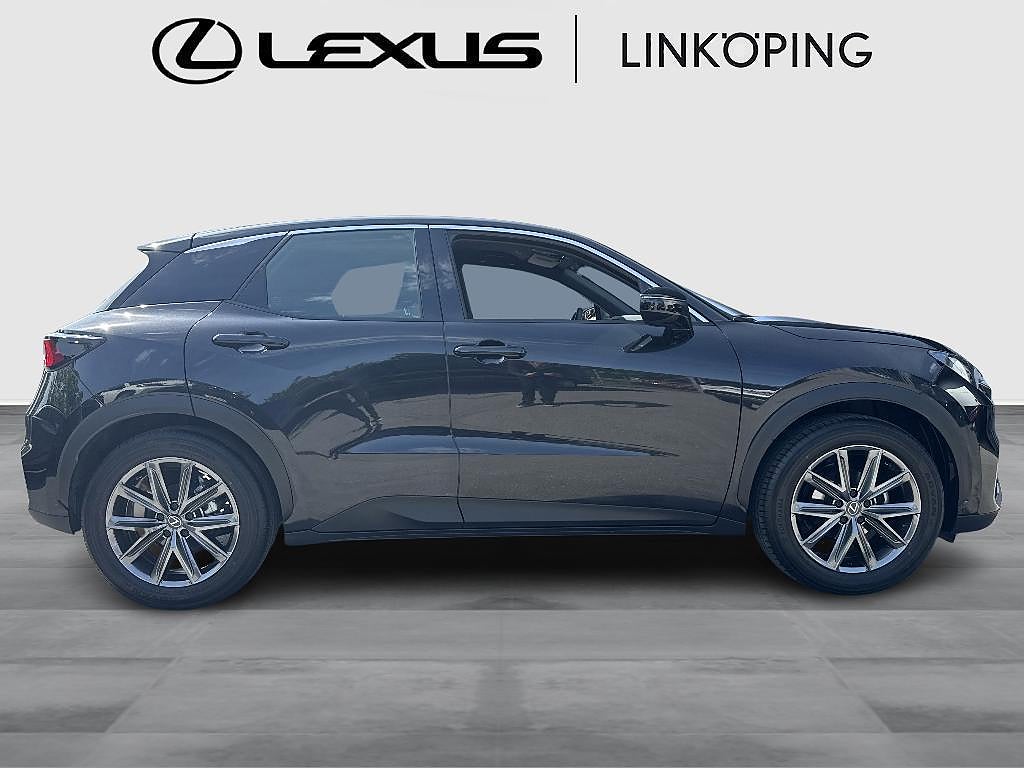 Lexus LBX 2024 - miniatyr 3