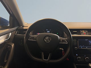Skoda Octavia Kombi Style Dragkrok Mvärmare LED-ramp Farthållare S&V – bild 9
